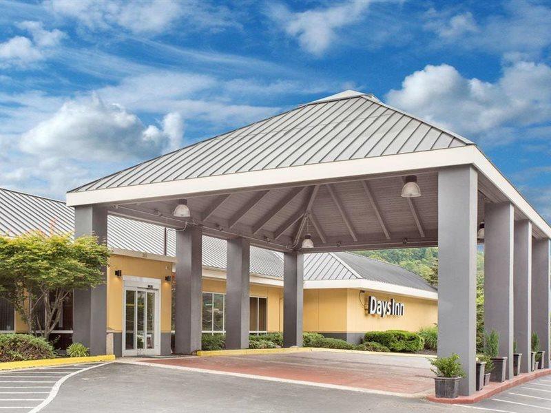 Days Inn By Wyndham Asheville/Mall エクステリア 写真